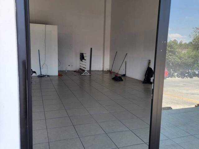 #373 - Local Comercial para Alquiler en Ciudad de Guatemala - Guatemala - 2