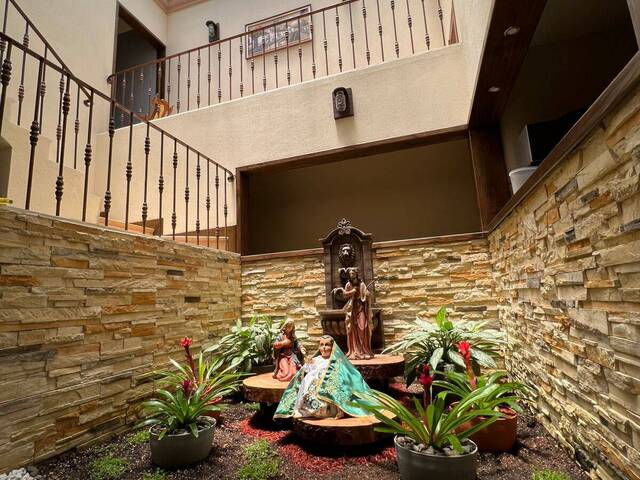 #432 - Casa para Venta en Ciudad de Guatemala - Guatemala