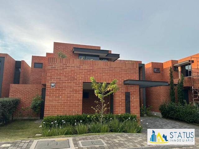 #453 - Casa para Alquiler en Ciudad de Guatemala - Guatemala - 1